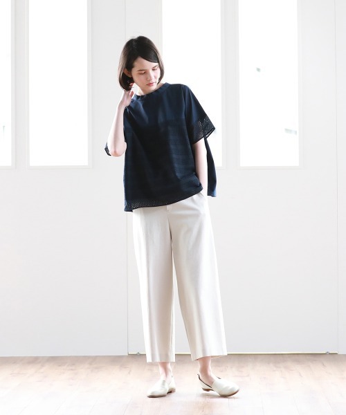 Pao de lo（パオデロ）の「【VOYAGE】【前後2WAY】タイプライターレース切替ブラウス（シャツ/ブラウス・レディース・ベージュ/ネイビー・9号）」の19枚目の写真