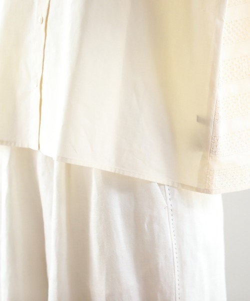 Pao de lo（パオデロ）の「【VOYAGE】【前後2WAY】タイプライターレース切替ブラウス（シャツ/ブラウス・レディース・ベージュ/ネイビー・9号）」の8枚目の写真