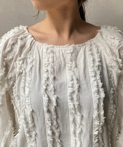 CAPRICIEUX LE'MAGE(カプリシューレマージュ)の「フリンジブラウス(シャツ/ブラウス・レディース・ホワイト/ブラック・FREE)」の11枚目の写真