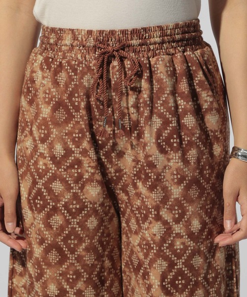 BAYFLOW(ベイフロー)の「アソートガラリラックスパンツ(その他パンツ・レディース・カーキ/ブラウン/ブラック・SMALL/MEDIUM)」の19枚目の写真