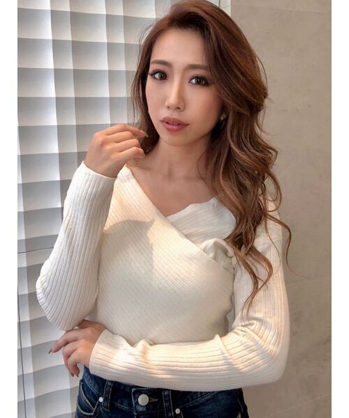 RESEXXY(リゼクシー)の「Vネックニット(ニット/セーター・レディース・ブラック・FREE)」の6枚目の写真