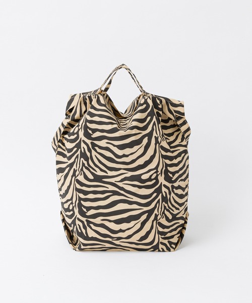 Omekashi（オメカシ）の「ゼブラトートバッグ（トートバッグ・レディース・オフホワイト/ベージュ・ONE SIZE）」の9枚目の写真