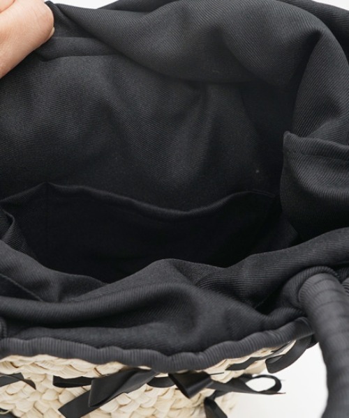 flower（フラワー）の「ナチュラルリボンバッグ（かごバッグ・レディース・ブラック・FREE）」の7枚目の写真