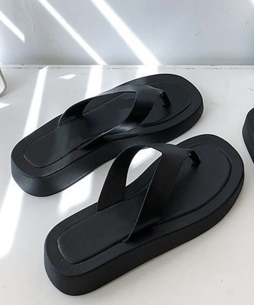 meJane（ミージェーン）の「ゴムソールトングサンダル【ZOZOTOWN限定】（サンダル・レディース・ホワイト/ブラック・S/M/L）」の10枚目の写真