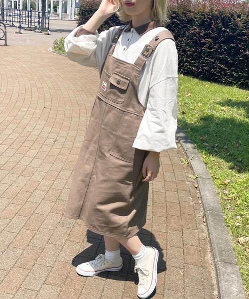 apres jour（アプレジュール）の「ワッペン付きジャンスカ【ZOZOTOWN限定アイテム】（ジャンパースカート・レディース・モカ/アイボリー・X-LARGE/SMALL/MEDIUM）」の4枚目の写真