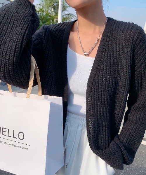ABITOKYO(アビトーキョー)の「ボリュウームスリーブローゲージカーディガン(カーディガン/ボレロ・レディース・ブラック/ベージュ/グレー/アイボリー・FREE)」の3枚目の写真