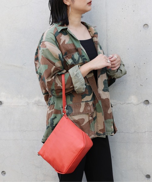 russet（ラシット）の「ソフトレザーワンショルダーバッグ(CE-111)（ショルダーバッグ・レディース・レッド/ライトグレー/ブラウン/ブラック・FREE）」の12枚目の写真