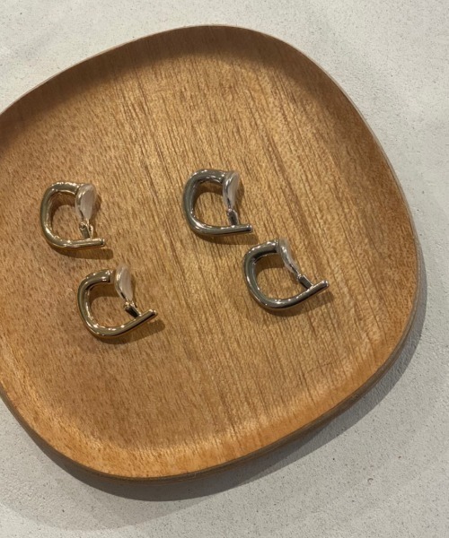 Aunt Marie's（アントマリーズ）の「Ennui Design earring / アンニュイデザインイヤリング（イヤリング・レディース・シルバー/ゴールド・FREE）」の5枚目の写真