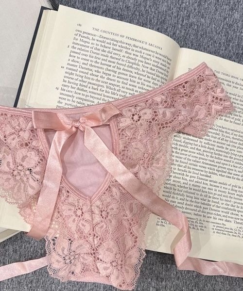 ANNEBRA(アンブラ)の「Palace バックデザインショーツ(ショーツ・レディース・ピンク/ネイビー・L/XL/M)」の14枚目の写真
