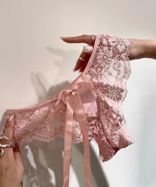 ANNEBRA(アンブラ)の「Palace バックデザインショーツ(ショーツ・レディース・ピンク/ネイビー・L/XL/M)」の17枚目の写真