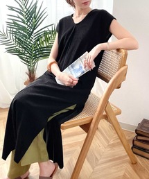 classicalelf | 夏の抜け感。吸水速乾・UVカット機能付きサイドスリットVネックワンピース(ワンピース)