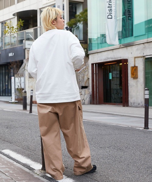 MONO-MART（モノマート）の「ビッグシルエット ナイロン/サテン刺繍カレッジロゴ 長袖Tシャツ/オーバーサイズカットソー/リンガーTシャツ（Tシャツ/カットソー・メンズ・ホワイト/ロイヤルブルー/ダークグリーン系/ブラック/ホワイト系/ブルー系/ダークグリーン/ブラック系/オートミール/アイボリー系・M/L）」の22枚目の写真