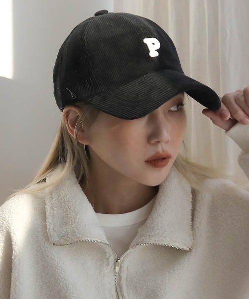 UNE MANSION（ユヌマンション）の「コーデュロイ P キャップ帽子（キャップ・レディース・ホワイト/ブラック/ブラウン/レッド/イエロー・ONE SIZE）」の3枚目の写真