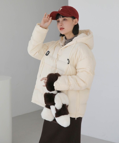 UNE MANSION（ユヌマンション）の「コーデュロイ P キャップ帽子（キャップ・レディース・ホワイト/ブラック/ブラウン/レッド/イエロー・ONE SIZE）」の13枚目の写真