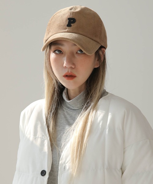 UNE MANSION（ユヌマンション）の「コーデュロイ P キャップ帽子（キャップ・レディース・ホワイト/ブラック/ブラウン/レッド/イエロー・ONE SIZE）」の8枚目の写真
