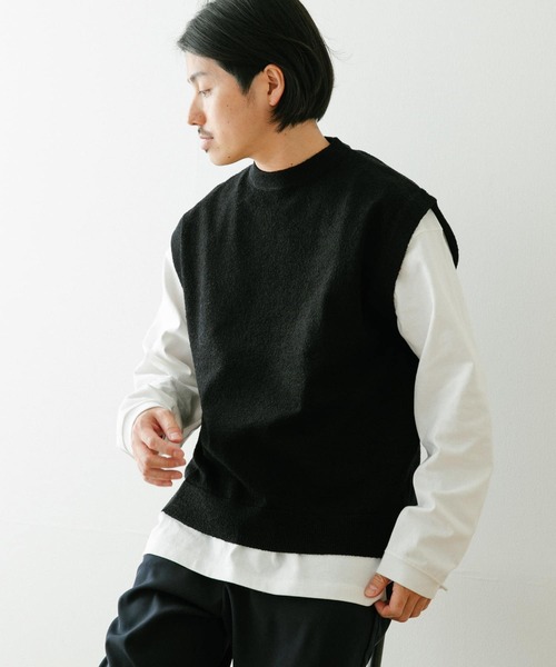 ITEMS URBANRESEARCH(アイテムズ アーバンリサーチ)の「マシンウォッシャブル ブークレニットベスト(ニット/セーター・メンズ・ブラウン/グリーン/ブラック・LARGE/MEDIUM)」の2枚目の写真