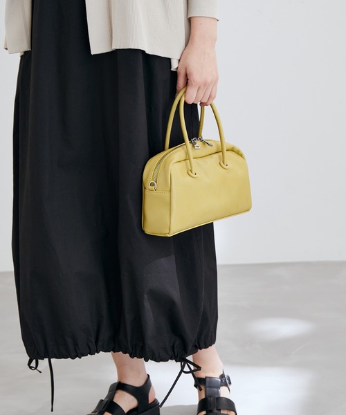 ADAM ET ROPE'（アダムエロペ）の「【一部直営店舗・WEB限定】ラウンドボストンバッグ（ボストンバッグ・レディース・ホワイト/ブラック/イエロー・FREE）」の10枚目の写真