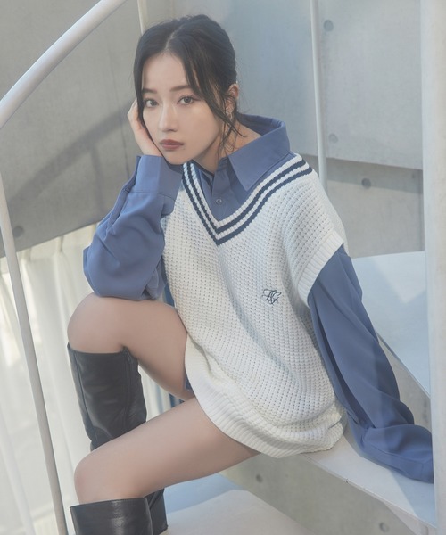 ANDGEEBEE（アンジービー）の「UNISEX ラインニットベスト（ベスト・レディース・ネイビー/ホワイト・MEDIUM）」の10枚目の写真