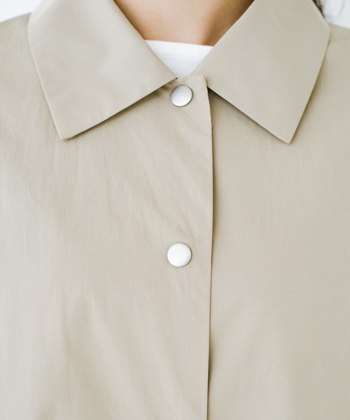 haco!（ハコ）の「今こそ見直す春の定番！カジュアルさと大人っぽさの共存を図る！　軽やかに羽織ってかっこいいステンカラーコートby who made me（ステンカラーコート・レディース・ベージュ・SMALL/MEDIUM/LARGE/X-LARGE）」の3枚目の写真