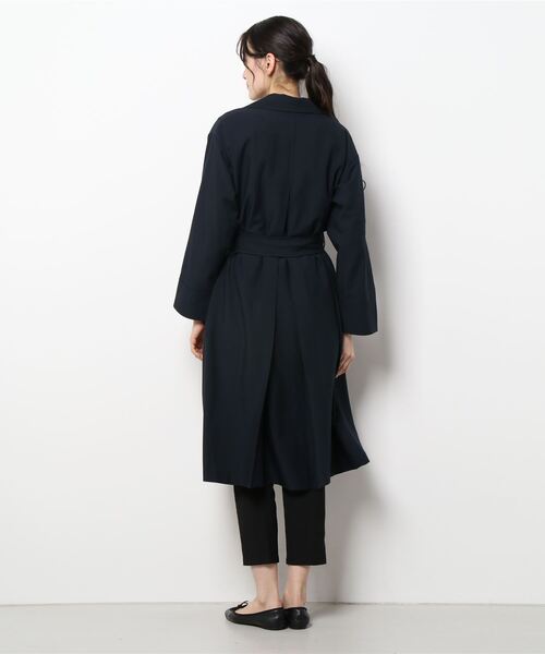 ADAM ET ROPE'（アダムエロペ）の「【アウトレット店舗・WEB限定】ボックスプリーツトレンチコート（トレンチコート・レディース・ベージュ/ネイビー・FREE）」の4枚目の写真