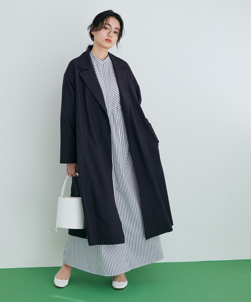 ADAM ET ROPE'（アダムエロペ）の「【アウトレット店舗・WEB限定】ボックスプリーツトレンチコート（トレンチコート・レディース・ベージュ/ネイビー・FREE）」の20枚目の写真