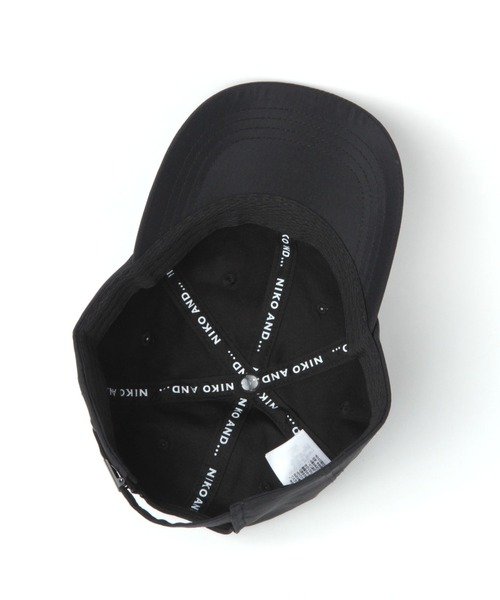 niko and...(ニコアンド)の「サイドロゴナイロンキャップ(キャップ・メンズ・ブラック/ベージュ/イエロー/ブルー・FREE)」の8枚目の写真