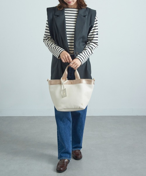 BEVERLY HILLS POLO CLUB(ビバリーヒルズポロクラブ)の「【BEVERLY HILLS POLO CLUB】《別注》Wフェイスランチトート(トートバッグ・レディース・ブラック/ホワイト/ホワイト系その他/グレー/ベージュ/グレイッシュベージュ/ホワイト系その他2・FREE)」の15枚目の写真