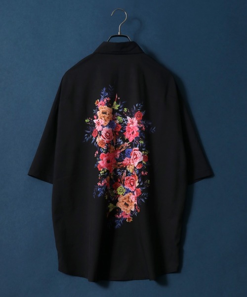 ANPAS（アンパス）の「Flower ＆ Butterfly Big Print Oversize