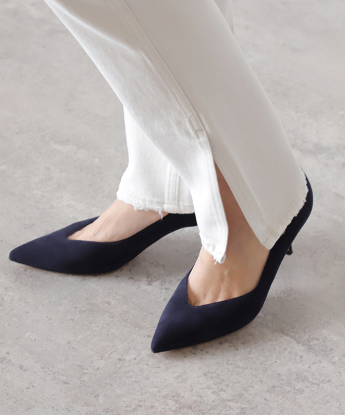 VERMEIL par iena(ヴェルメイユパーイエナ)の「【GIANVITO ROSSI/ジャンヴィト ロッシ】Pumps◆(パンプス・レディース・ベージュ/ネイビー・38/36/37/36.5/37.5/35.5/38.5)」の2枚目の写真