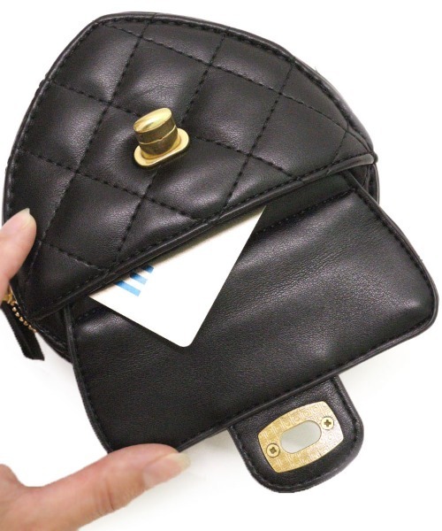 DONOBAN（ドノバン）の「キルティングハートチェーンバッグ（ショルダーバッグ・レディース・ホワイト/ブラック/ライトグリーン・F）」の14枚目の写真