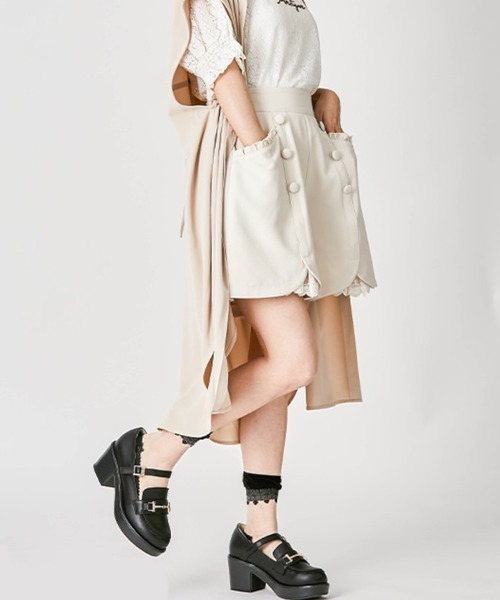 axes femme POETIQUE(アクシーズファムポエティック)の「チューリップヘムショートPT(その他パンツ・レディース・ブラック/ベージュ/グレイッシュベージュ・MEDIUM)」の3枚目の写真
