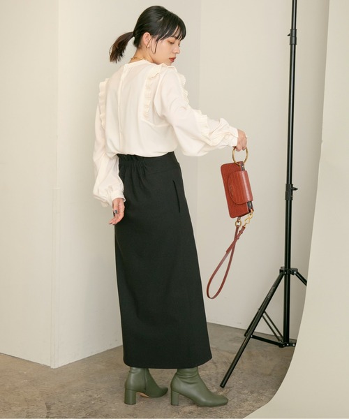 Eimee Law（エイミーロウ）の「プリーツフリルスリーブブラウス（シャツ/ブラウス・レディース・ブラック/アイボリー/キャメル/ベージュ/ライトブルー・38）」の13枚目の写真