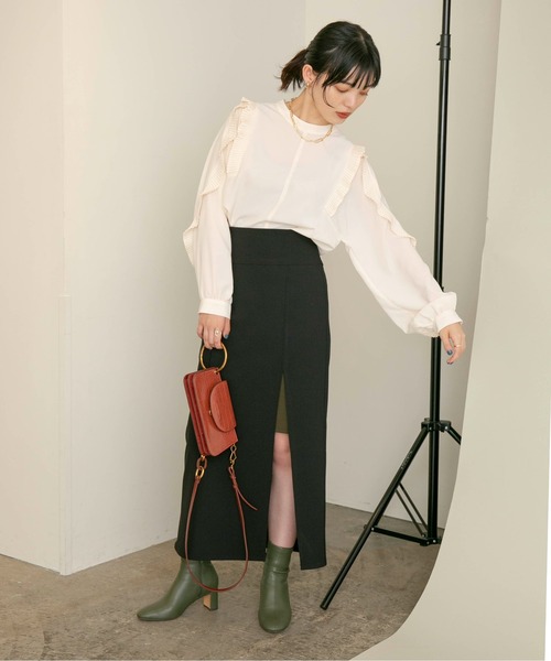Eimee Law（エイミーロウ）の「プリーツフリルスリーブブラウス（シャツ/ブラウス・レディース・ブラック/アイボリー/キャメル/ベージュ/ライトブルー・38）」の16枚目の写真