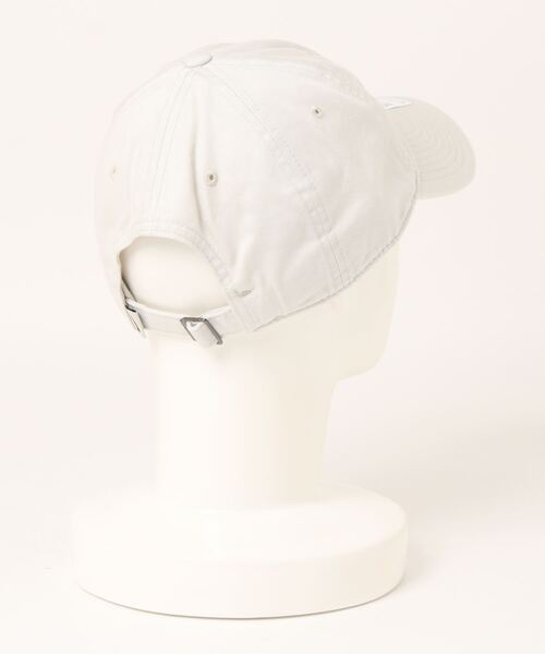 NIKE(ナイキ)の「【NIKE】U NSW H86 SWOOSH WASH CAP(キャップ・レディース・ベージュ・FREE)」の2枚目の写真