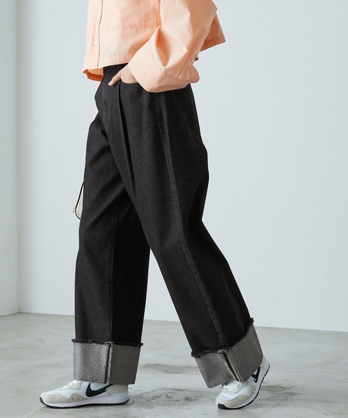 forksy.(フォルクシー)の「【forksy.】ワイドストレートターンバックデニムパンツ(デニムパンツ・レディース・ブラック/ピンク/インディゴブルー/アイボリー/ブルー/サックスブルー/グレー/ライトピンク/ブルー系1/ライトインディゴブルー・S/M/L)」の16枚目の写真