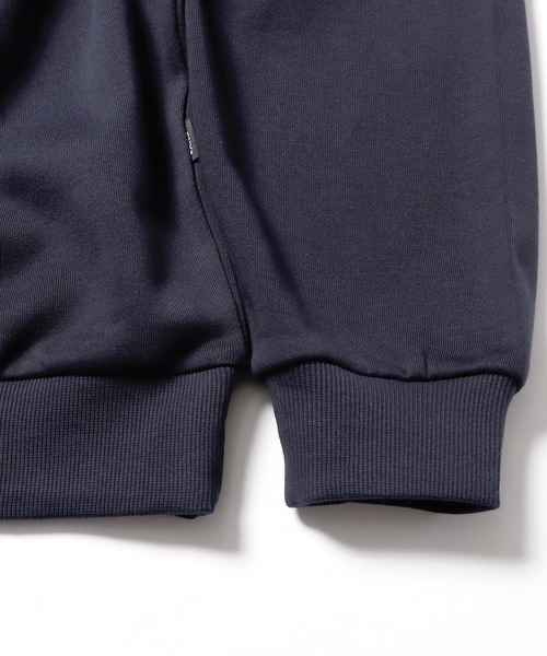 VANS（バンズ）の「VANS/ヴァンズ OTW Logo Big C SWT スウェット（スウェット・メンズ・グリーン/アッシュ/ネイビー・XL/L/M）」の9枚目の写真