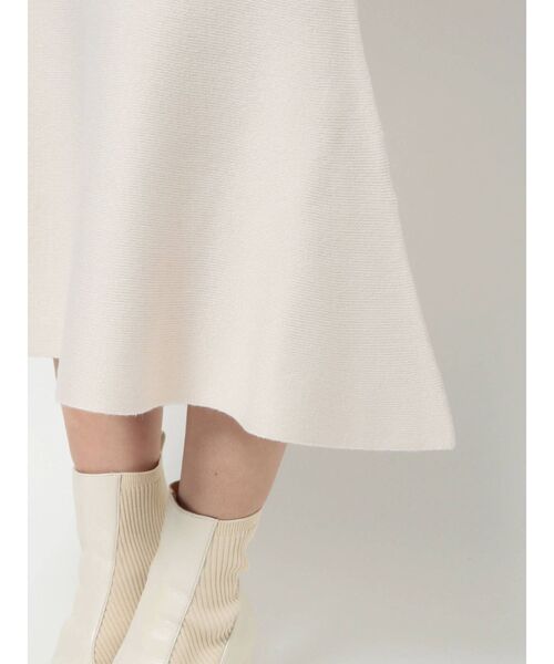 MERCURYDUO（マーキュリーデュオ）の「クロップドベストセットニットワンピース（ワンピース・レディース・ダークブラウン/ベージュ/アイボリー・SMALL/MEDIUM）」の12枚目の写真