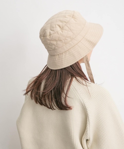 KBF(ケイビーエフ)の「リボン付きキルティングバケットHAT(ハット・レディース・ブラック/ベージュ/オフホワイト・ONE)」の18枚目の写真