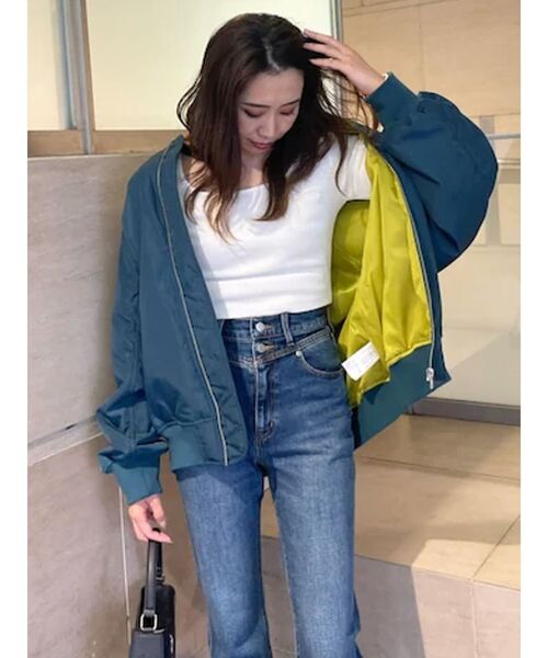 EVRIS（エヴリス）の「オーバーサイズMA-1（MA-1・レディース・ブラック/パープル/ブルー・FREE）」の4枚目の写真