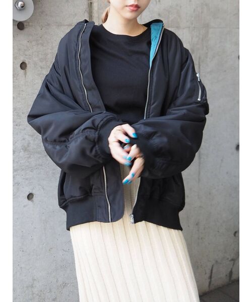 EVRIS（エヴリス）の「オーバーサイズMA-1（MA-1・レディース・ブラック/パープル/ブルー・FREE）」の20枚目の写真