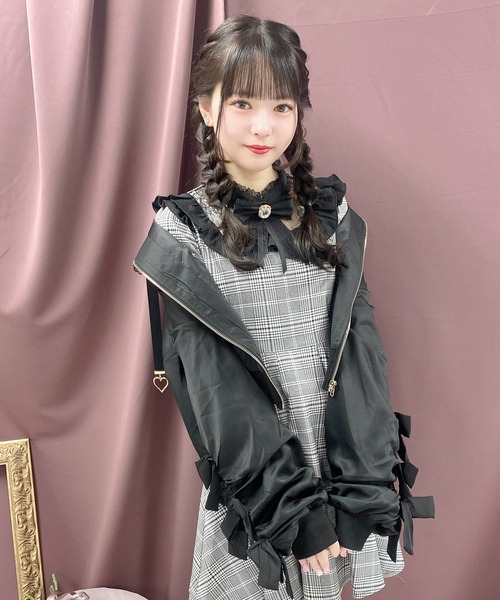 ROJITA(ロジータ)の「リボンスリーブブルゾン(ブルゾン・レディース・ブラック/ホワイト・FREE)」の9枚目の写真
