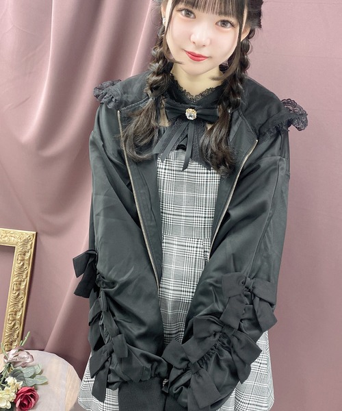ROJITA(ロジータ)の「リボンスリーブブルゾン(ブルゾン・レディース・ブラック/ホワイト・FREE)」の12枚目の写真