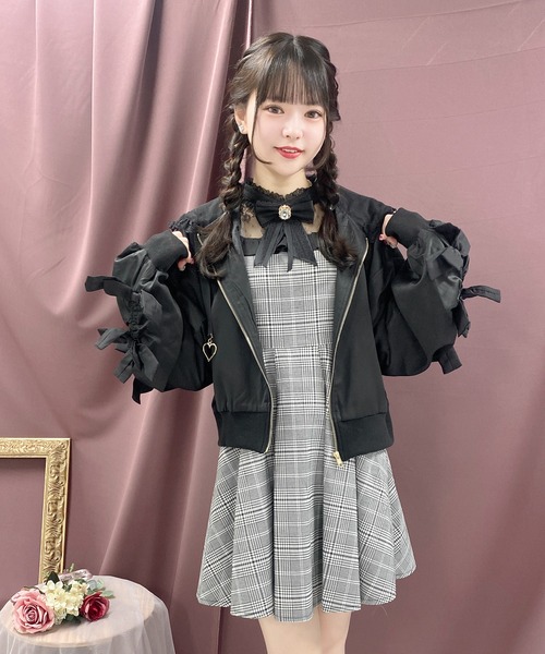 ROJITA(ロジータ)の「リボンスリーブブルゾン(ブルゾン・レディース・ブラック/ホワイト・FREE)」の14枚目の写真