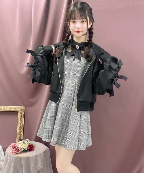 ROJITA(ロジータ)の「リボンスリーブブルゾン(ブルゾン・レディース・ブラック/ホワイト・FREE)」の18枚目の写真
