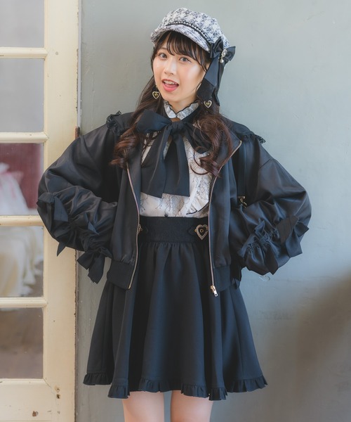 ROJITA(ロジータ)の「リボンスリーブブルゾン(ブルゾン・レディース・ブラック/ホワイト・FREE)」の5枚目の写真