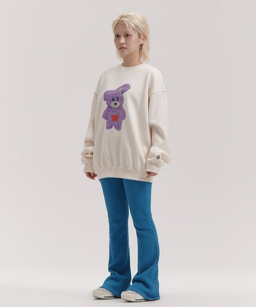 ISTKUNST（イストクンスト）の「A'GEM/9 × .kom『ISTKUNST/イストクンスト』BOUCLE HEART RABBIT SWEATSHIRTS/ブークレーハートラビット スウェット シャツ（スウェット・メンズ・アイボリー・M/L）」の3枚目の写真