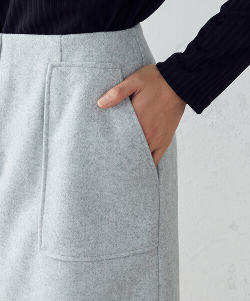 COMME CA ISM(コムサイズム)の「タイトスカート(スカート・レディース・グレー/ブラック・X-LARGE/X-SMALL/MEDIUM/SMALL/LARGE)」の11枚目の写真