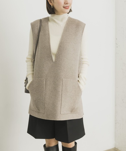 URBAN RESEARCH(アーバンリサーチ)の「リバーオーバーVネックベスト(ダウンベスト・レディース・モカ/ベージュ系その他・36/38)」の14枚目の写真