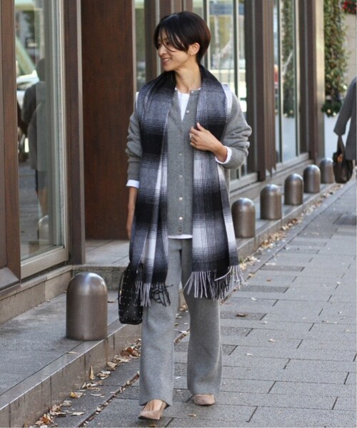 JOURNAL STANDARD relume（ジャーナルスタンダード　レリューム）の「《WEB限定追加2》ラムナイロン天竺編み2WAYカーディガン（カーディガン/ボレロ・レディース・チャコールグレー/ネイビー・FREE）」の3枚目の写真