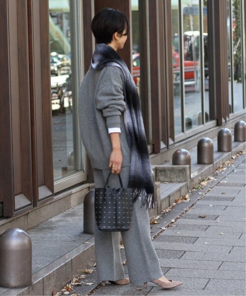 JOURNAL STANDARD relume（ジャーナルスタンダード　レリューム）の「《WEB限定追加2》ラムナイロン天竺編み2WAYカーディガン（カーディガン/ボレロ・レディース・チャコールグレー/ネイビー・FREE）」の10枚目の写真